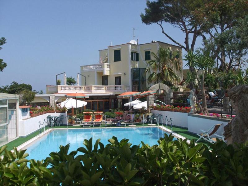 Albergo Villa Hibiscus Forio di Ischia Exterior foto