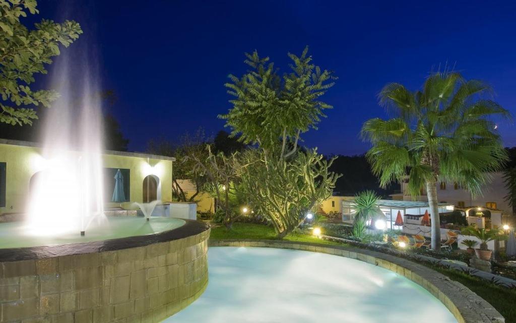 Albergo Villa Hibiscus Forio di Ischia Exterior foto